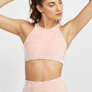 Beyond Yoga Crushed Velvet Studio Bra | Pink